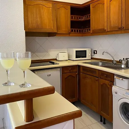 Blue Island House On The Hill, With Heated Pool Appartement